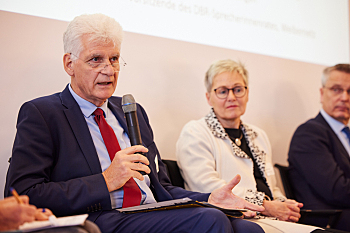 Podiumsrunde - Dr. Rolf Schmachtenberg, Ruth Schröder und Andreas Schulze